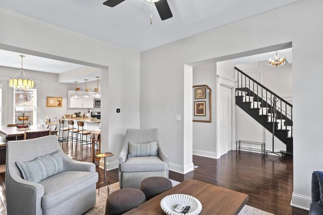 647 Oakwood Avenue, Columbus, OH 43205