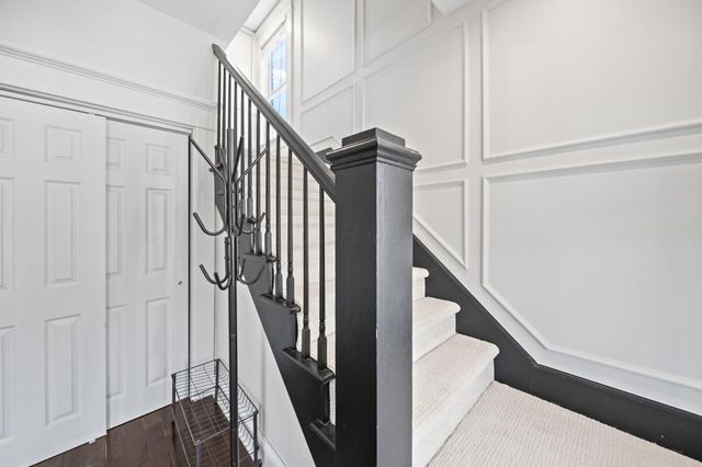 647 Oakwood Avenue, Columbus, OH 43205