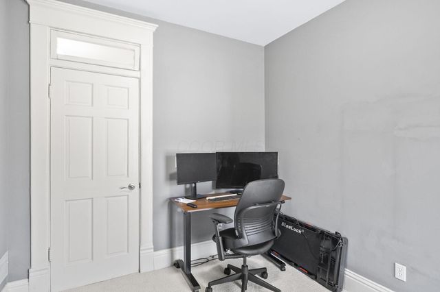 647 Oakwood Avenue, Columbus, OH 43205