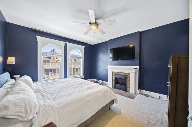 647 Oakwood Avenue, Columbus, OH 43205