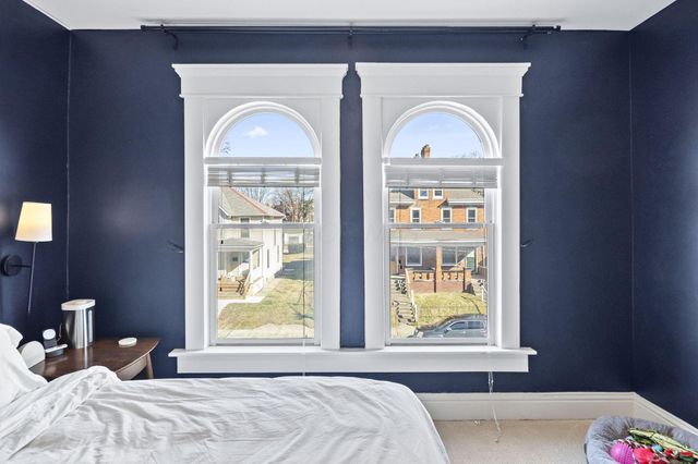 647 Oakwood Avenue, Columbus, OH 43205