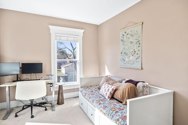 647 Oakwood Avenue, Columbus, OH 43205