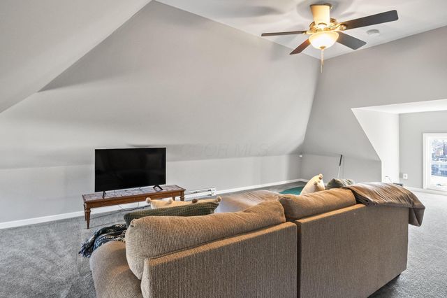 647 Oakwood Avenue, Columbus, OH 43205