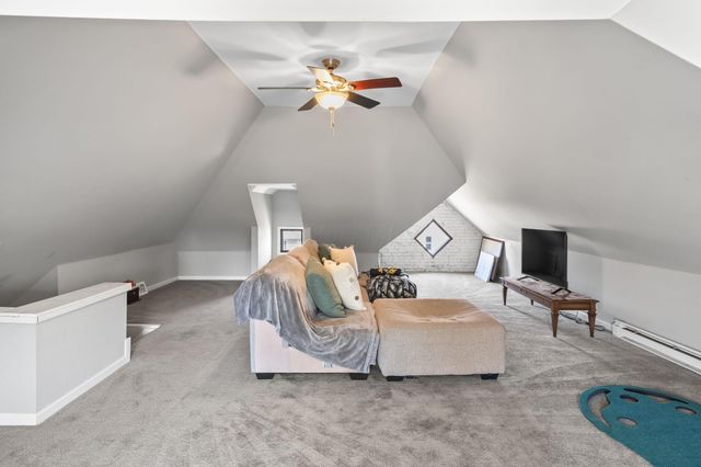 647 Oakwood Avenue, Columbus, OH 43205