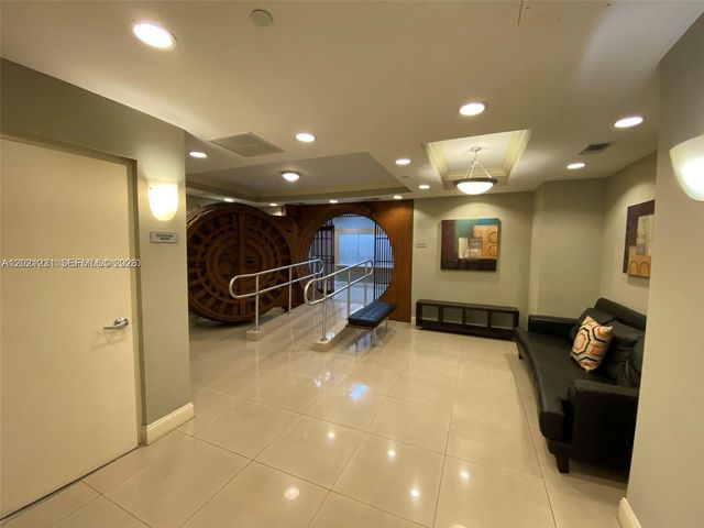 111 E Flagler St 1310, Miami, FL 33131