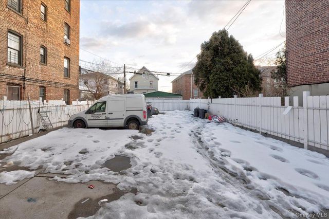 2248 Haviland Avenue, Bronx, NY 10462