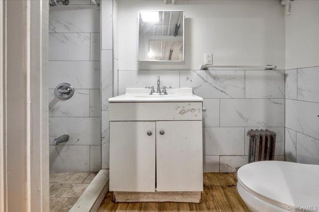 2248 Haviland Avenue, Bronx, NY 10462