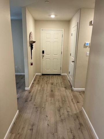 561 Fir Avenue, Sanger, CA 93657