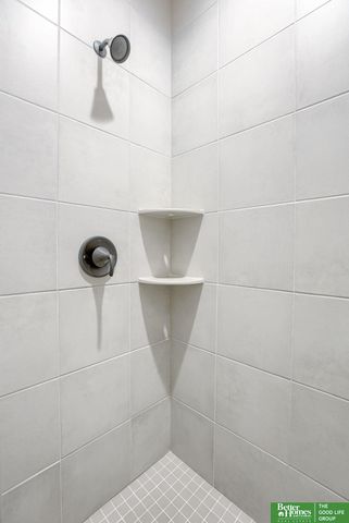 12387 Windsor Drive, Papillion, NE 68046