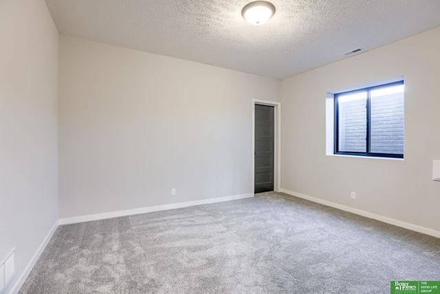 12387 Windsor Drive, Papillion, NE 68046