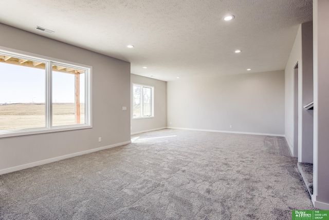 12387 Windsor Drive, Papillion, NE 68046