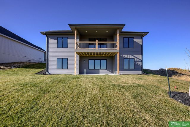 12387 Windsor Drive, Papillion, NE 68046