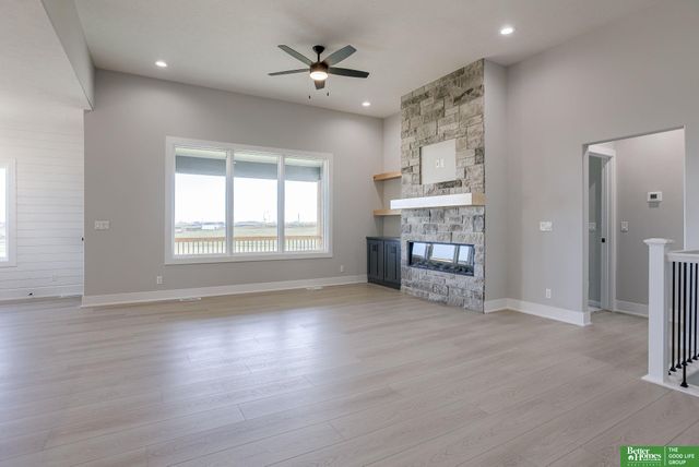 12387 Windsor Drive, Papillion, NE 68046