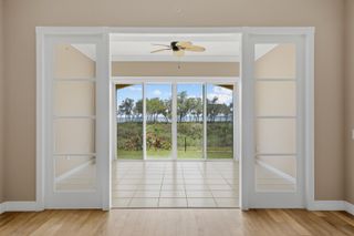 24 Harbour Isle Drive W 106, Fort Pierce, FL 34949
