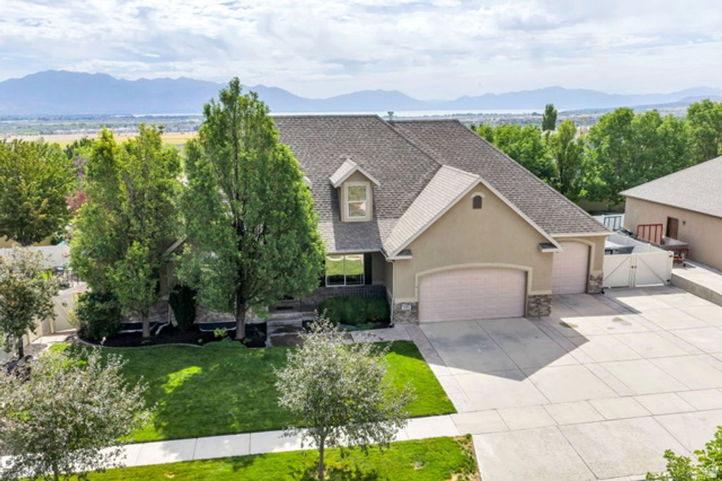 1092 N COYOTE RUN, Saratoga Springs, UT 84045 — photo 2
