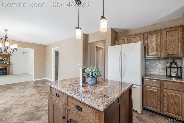 6357 Golf View Drive, Independence Charter Township, MI 48346