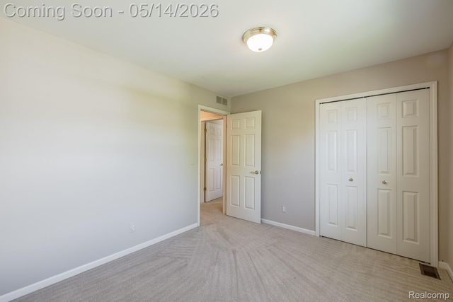 6357 Golf View Drive, Independence Charter Township, MI 48346