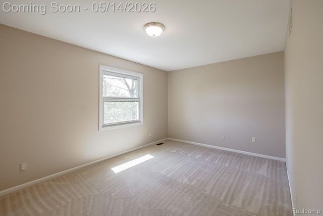 6357 Golf View Drive, Independence Charter Township, MI 48346