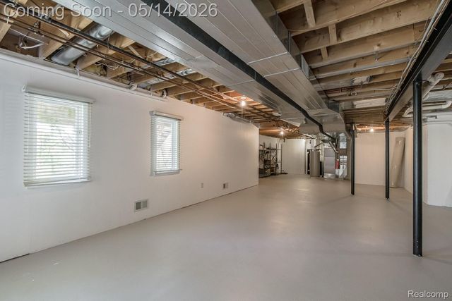 6357 Golf View Drive, Independence Charter Township, MI 48346