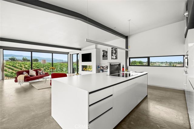 36453 Via El Pais Bonita, Temecula, CA 92592