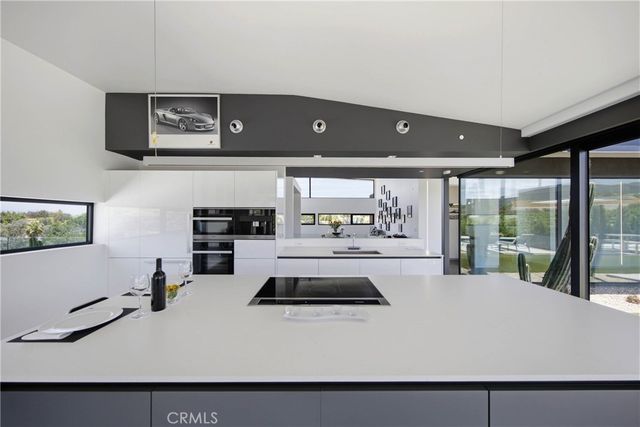 36453 Via El Pais Bonita, Temecula, CA 92592