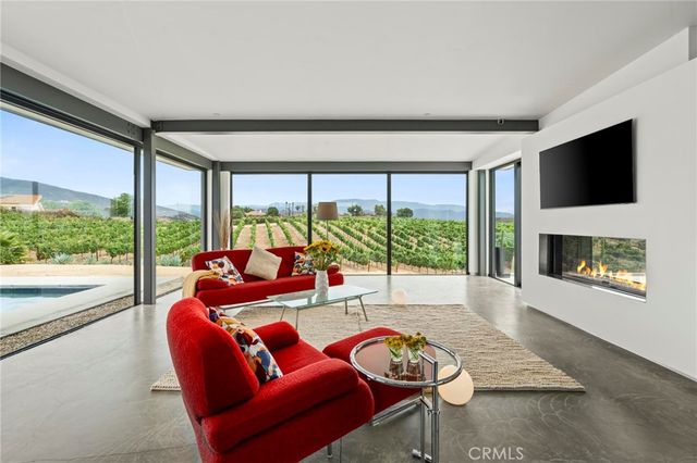 36453 Via El Pais Bonita, Temecula, CA 92592