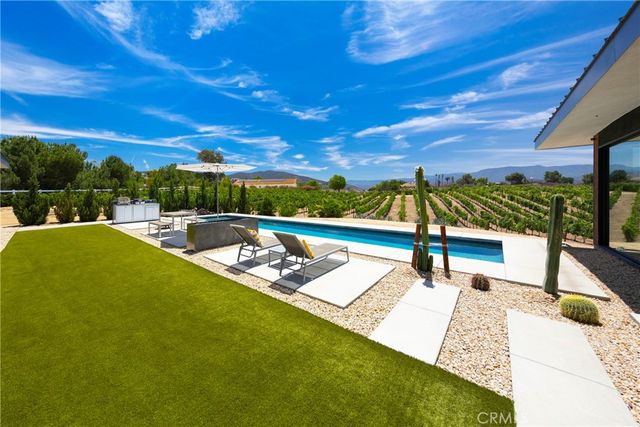 36453 Via El Pais Bonita, Temecula, CA 92592