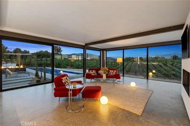 36453 Via El Pais Bonita, Temecula, CA 92592
