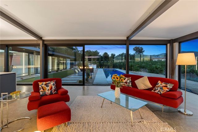 36453 Via El Pais Bonita, Temecula, CA 92592