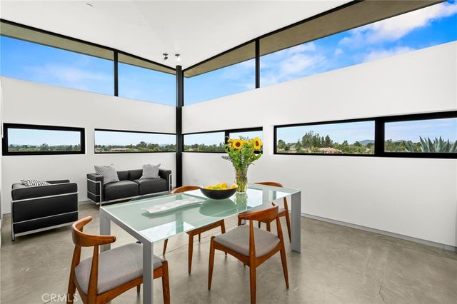 36453 Via El Pais Bonita, Temecula, CA 92592