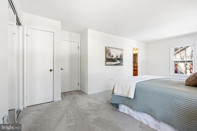 7433 SPRING TREE DR, Springfield, VA 22153