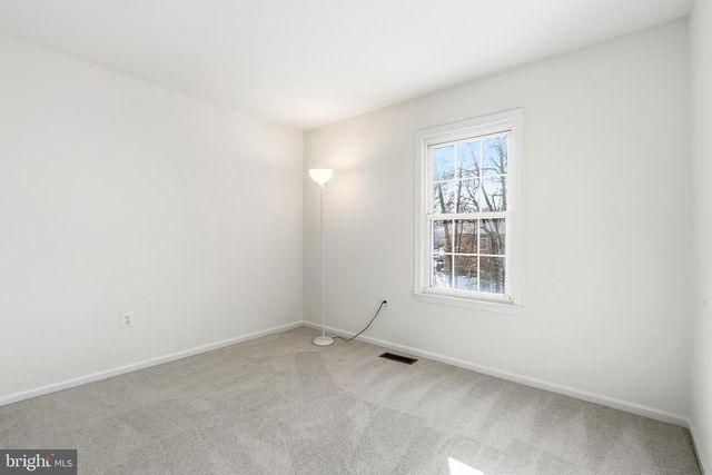 7433 SPRING TREE DR, Springfield, VA 22153