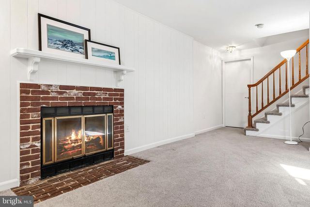 7433 SPRING TREE DR, Springfield, VA 22153