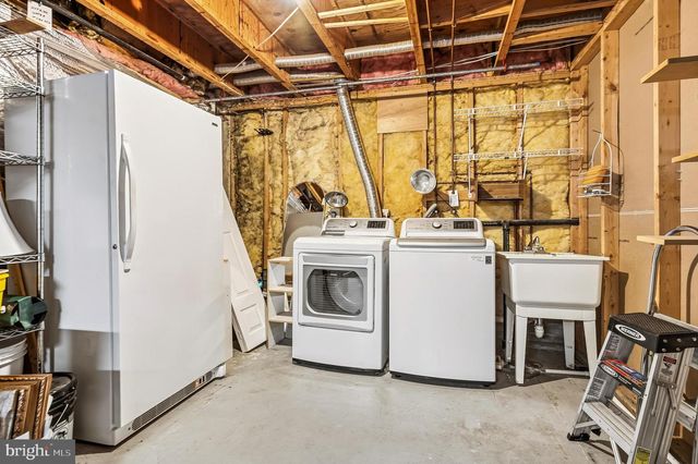 7433 SPRING TREE DR, Springfield, VA 22153