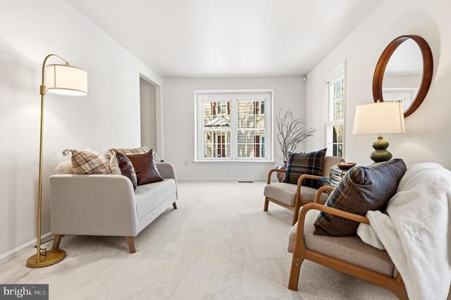 7433 SPRING TREE DR, Springfield, VA 22153