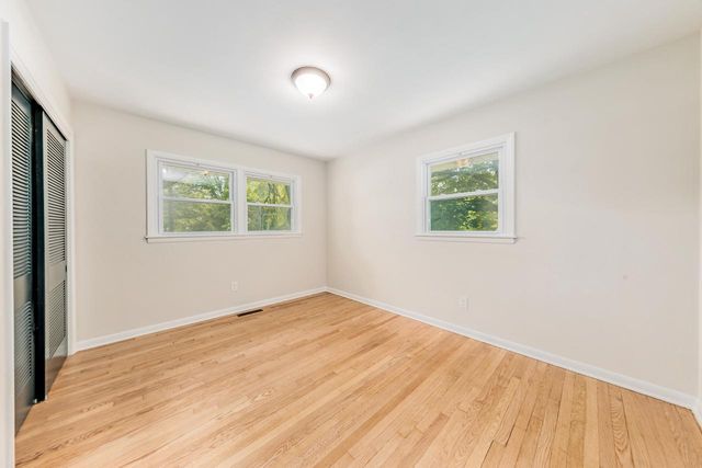 15300 Clifford COURT, Brookfield, WI 53005