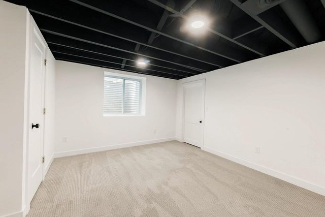15300 Clifford COURT, Brookfield, WI 53005