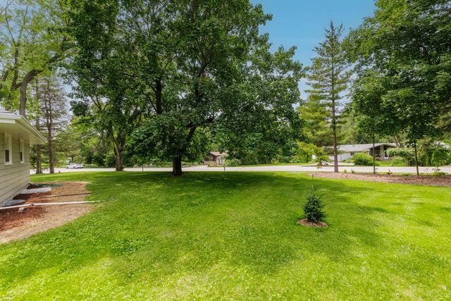 15300 Clifford COURT, Brookfield, WI 53005