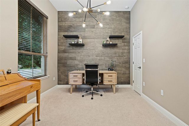 5213 Mandevilla DR, Austin, TX 78739