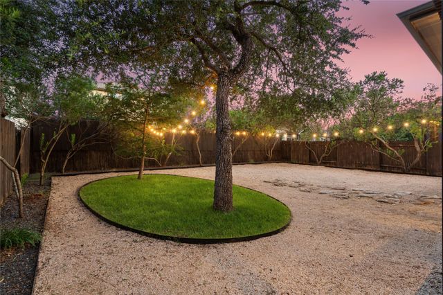 5213 Mandevilla DR, Austin, TX 78739