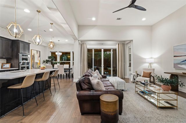 5213 Mandevilla DR, Austin, TX 78739