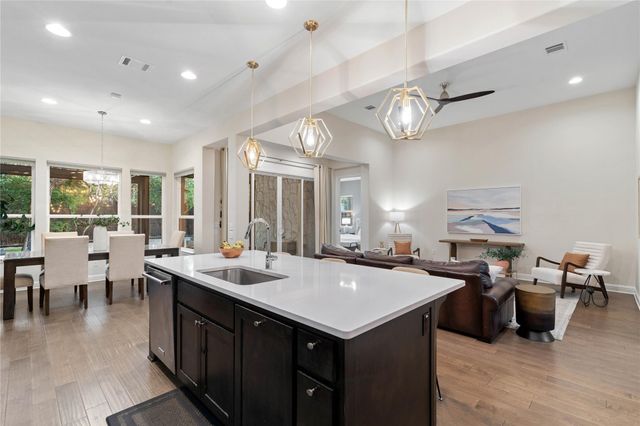 5213 Mandevilla DR, Austin, TX 78739