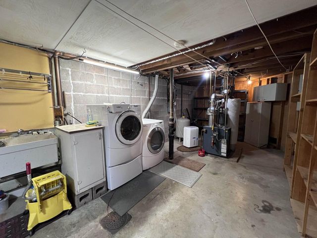 202 N 58th St, Superior, WI 54880