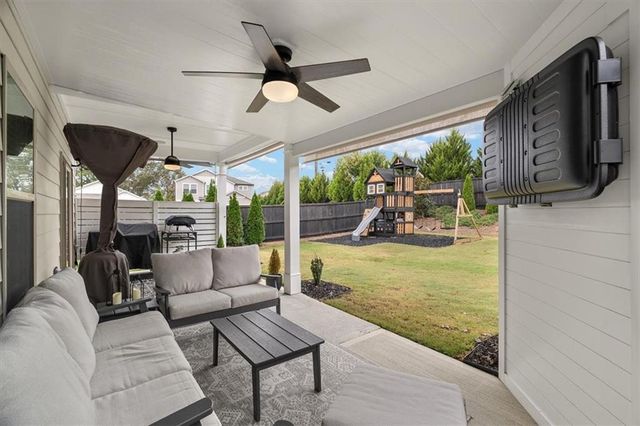 626 Shadow Moss Avenue, Canton, GA 30115