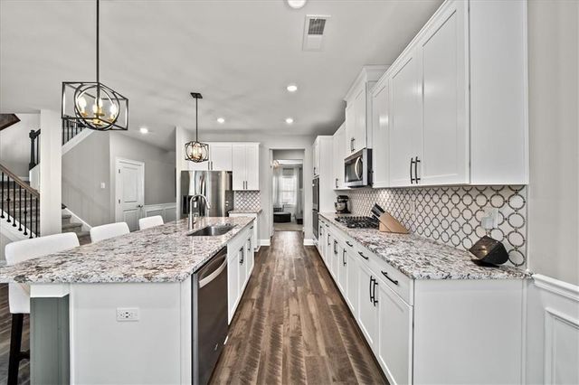 626 Shadow Moss Avenue, Canton, GA 30115