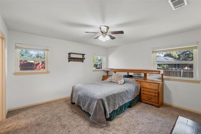 7017 Shady Oaks Drive, Waco, TX 76710