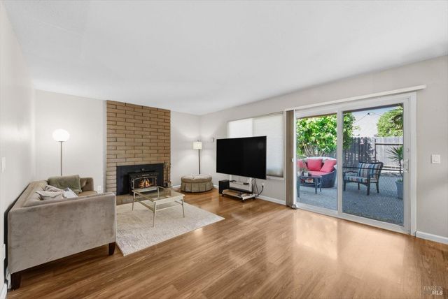 636 Tiburon Ct, Vacaville, CA 95687