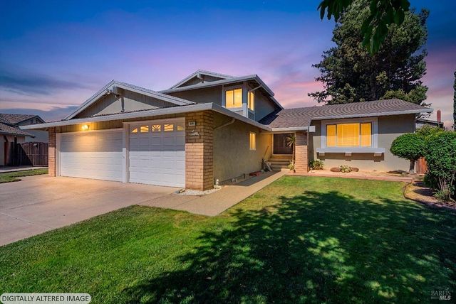 636 Tiburon Ct, Vacaville, CA 95687