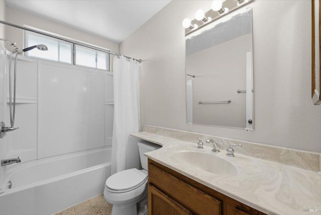 636 Tiburon Ct, Vacaville, CA 95687