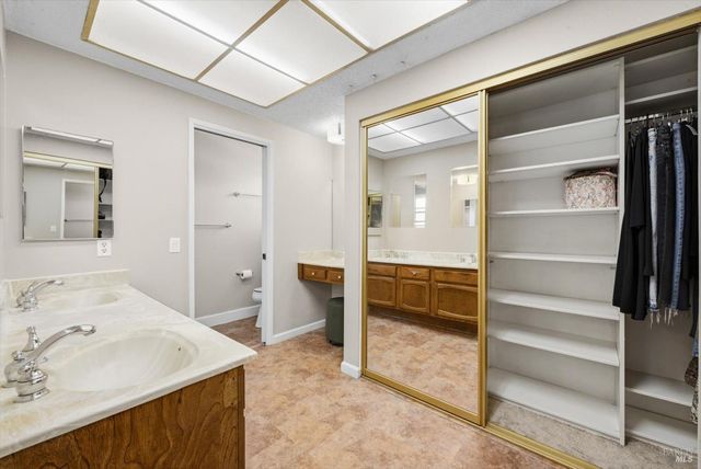 636 Tiburon Ct, Vacaville, CA 95687